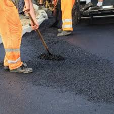 Best Asphalt Driveway Installation  in Winnemucca, NV